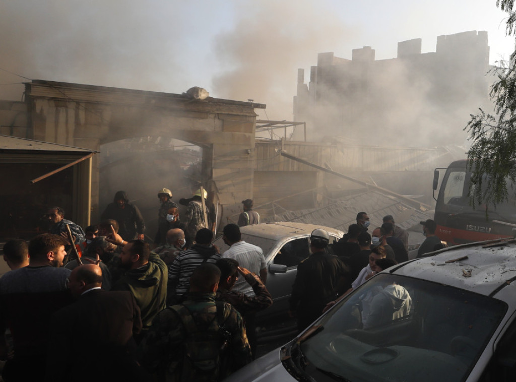 Mediji: Izrael gađao dronom vozilo na auto-putu kod Damaska