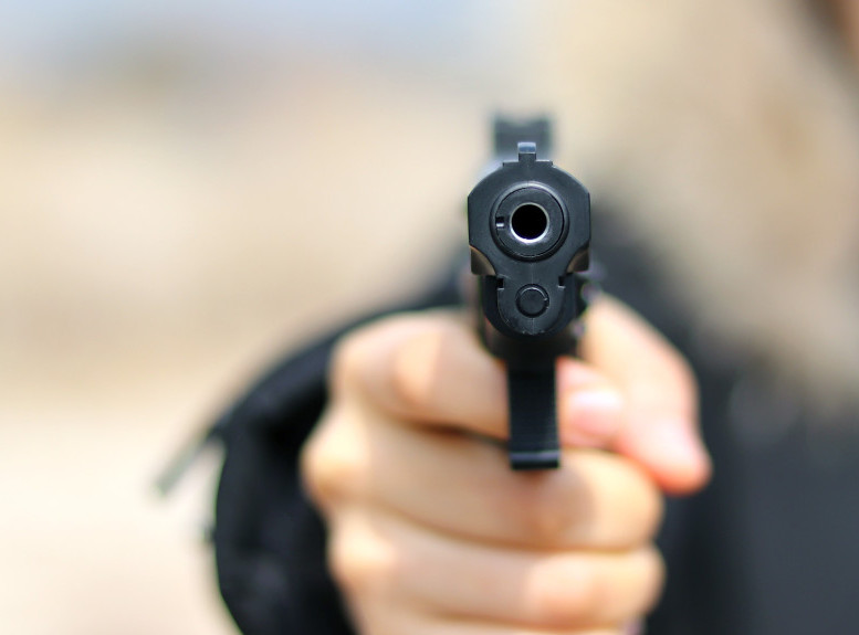 FBiH: U pucnjavi u Teočaku ranjen policajac, napadač pokušao samoubistvo