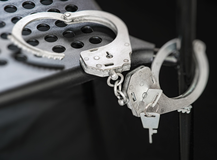 Hrvatska: U Istri uhapšeni Rus i Nemac zbog snimanja nage dece