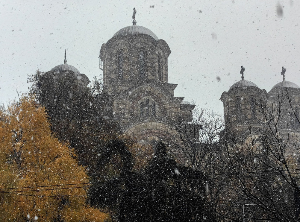 U Srbiji danas oblačno i hladno vreme sa snegom, susnežicom i kišom
