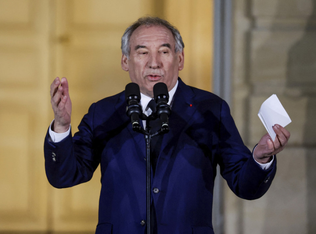 Bajru o skupu podrške Le Penovoj: Nije poželjno demonstrirati protiv sudske presude