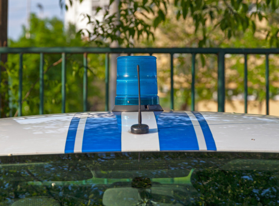 Crna Gora: Uhapšeno 16 vozača, privremeno oduzeto pet automobila, droga, nož ...