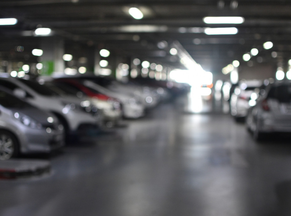 Prvi januar besplatan parking u Beogradu, rade dežurne apoteke i pošte