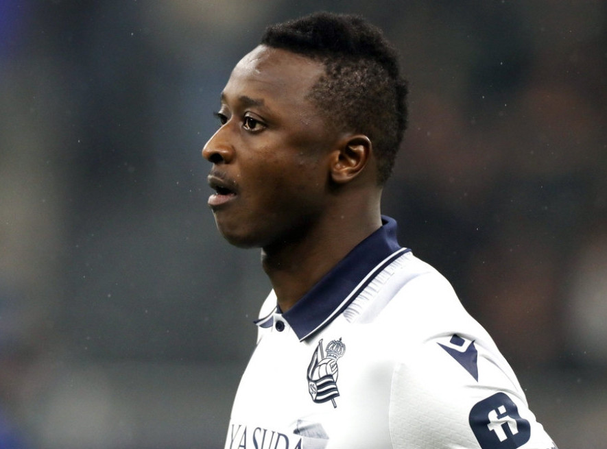 Nigerijski fudbaler Umar Sadik prešao iz Real Sosijedada u Valensiju