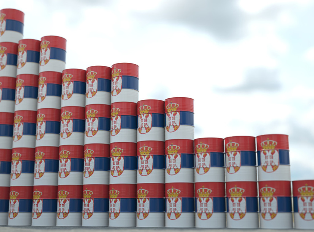 Lukoil u Srbiji za sada radi redovno i bez ikakvih ograničenja