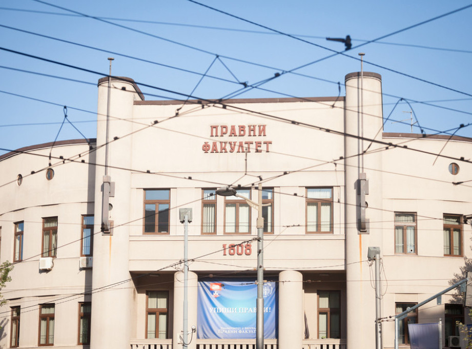 Sve više studenata Pravnog fakulteta želi izjašnjavanje o nastavi preko platforme e-student
