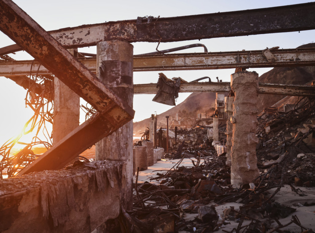 Više od 1.000 zatvorenika učestvuju u gašenju požara u Kaliforniji