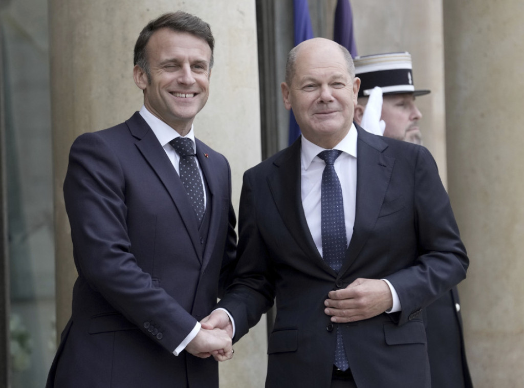 Emanuel Makron se u utorak sastaje sa odlazećim nemačkim kancelarom Olafom Šolcom