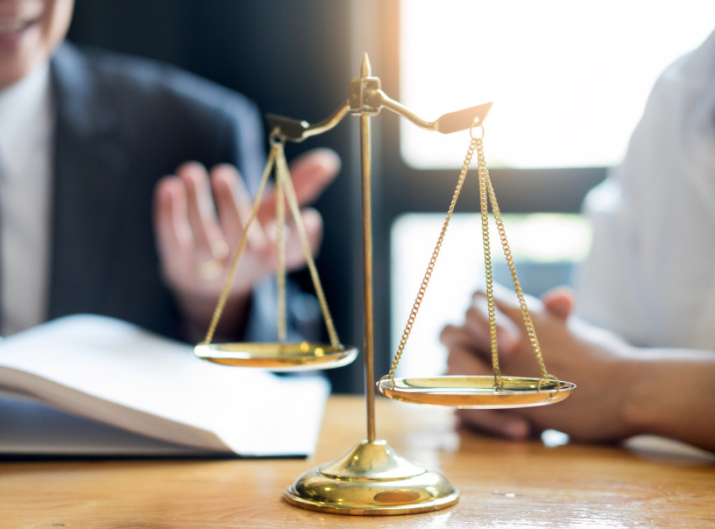 Gugl tuži kinesku sajber mrežu zbog masovnih fišing napada porukama