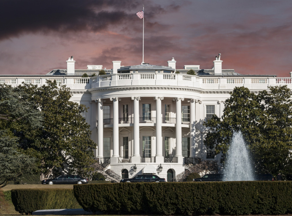 Bela kuća: Tramp izneo ideju da SAD naplaćuje prolaz kroz Ormuski moreuz