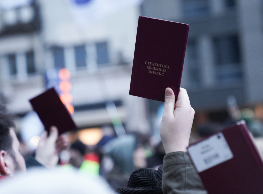 RZS: U školskoj 2024/25. godini u Srbiji upisano 251.812 studenata, od toga 61,9 odsto samofinansirajućih