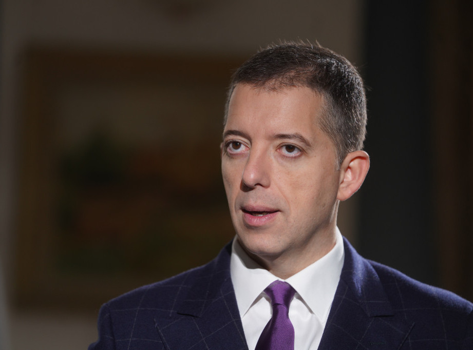 Marko Đurić: Nedopustivo nasilje grupe političkih ekstremista u Nišu