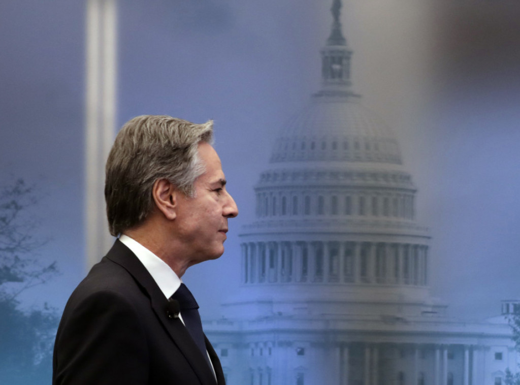 Foks njuz: Blinken udaljen sa njujorške plaže zbog posledica uragana Erin