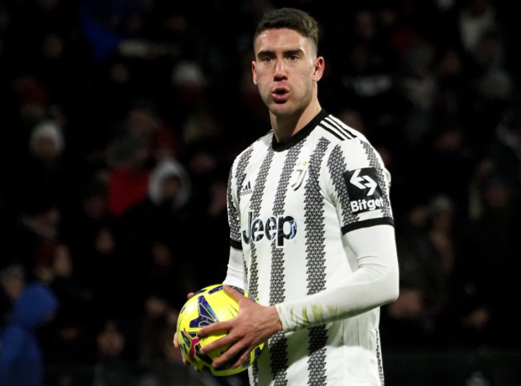 Vlahovic to stay at Juventus at least until summer ,transfer to Saudi Arabia no option