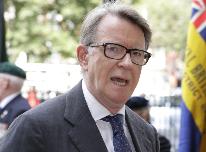 Bivši britanski ambasador u SAD Piter Mandelson izvinio se žrtvama Epstina