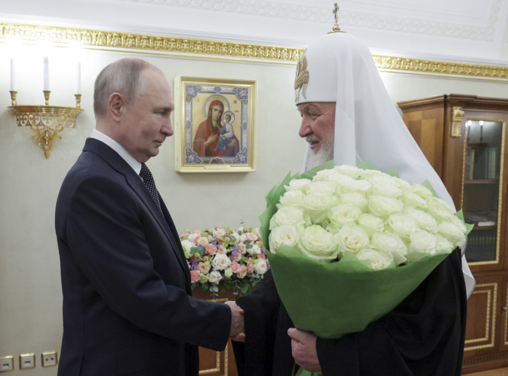 Putin čestitao ruskom patrijarhu Kirilu 16. godišnjicu ustoličenja