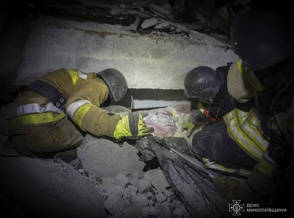 Rusi gađali zgradu pansiona u Sudži, 95 ljudi zarobljeno pod ruševinama