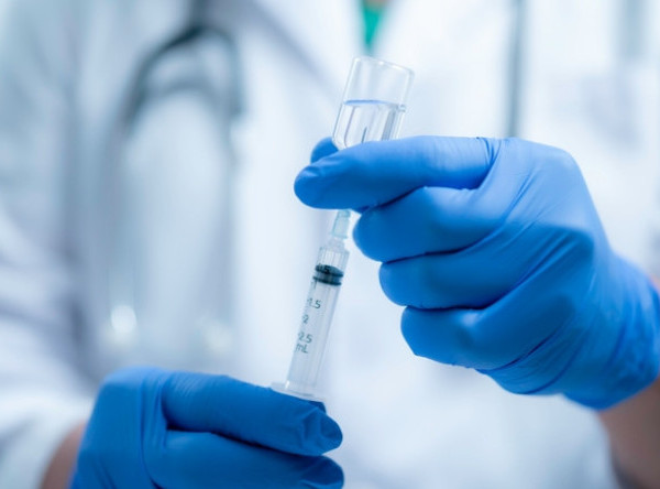 RIA Novosti: Američka vakcina protiv HIV-a testirana na ukrajinskim vojnicima
