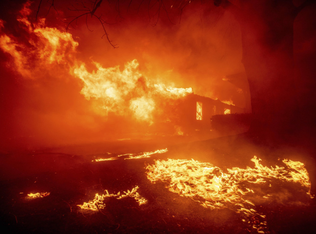 U požaru u klubu u Kambodži poginule dve osobe, pet teško povređeno
