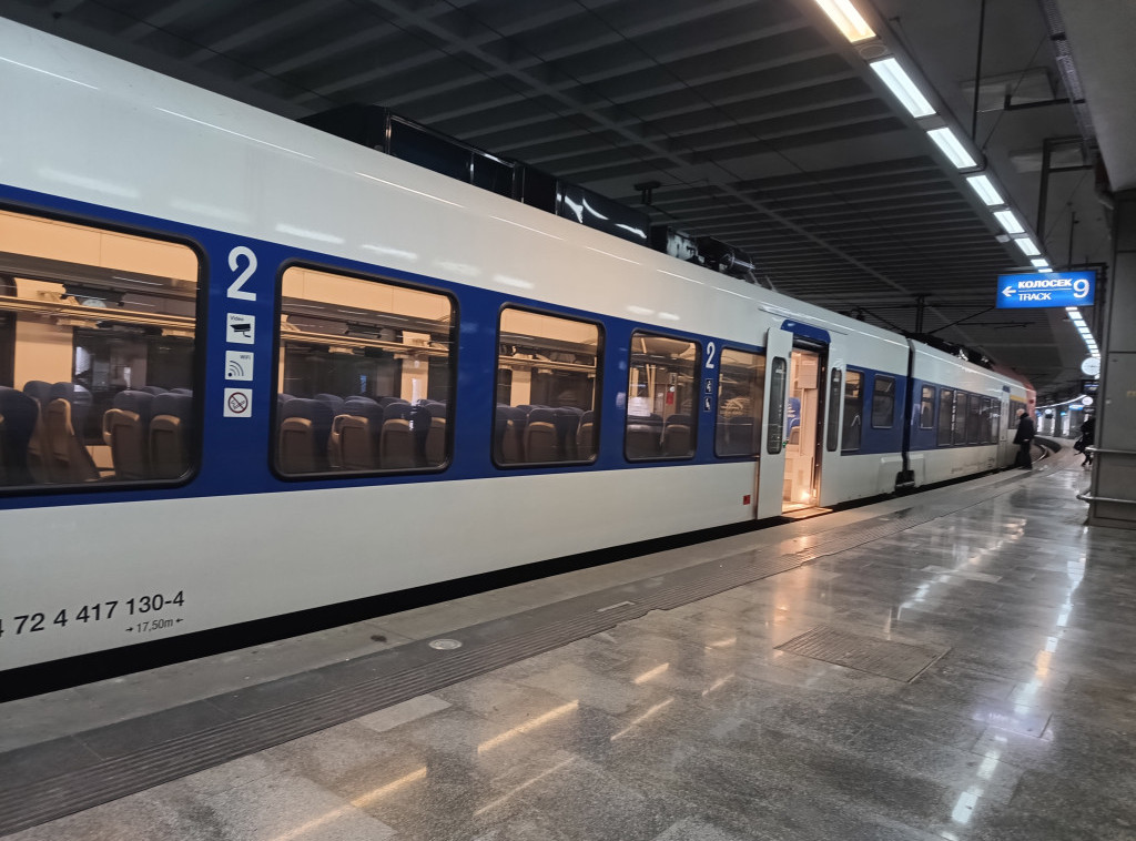 U železničkim stanicama na brzoj pruzi između Beograda i Stare Pazove radi 27 liftova