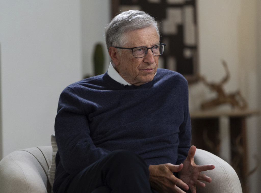 Bil Gejts se založio za nastavak rada USAID-a