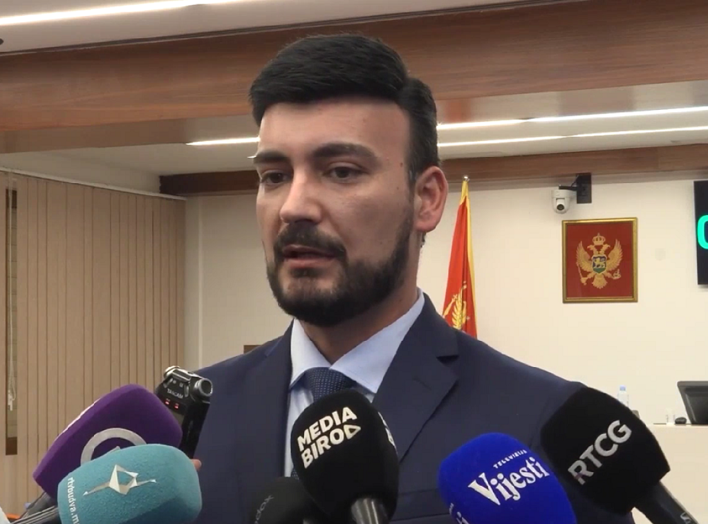 Nikola Jovanović: Vozila iz korita reke Grđevica uklonjena zbog poplava