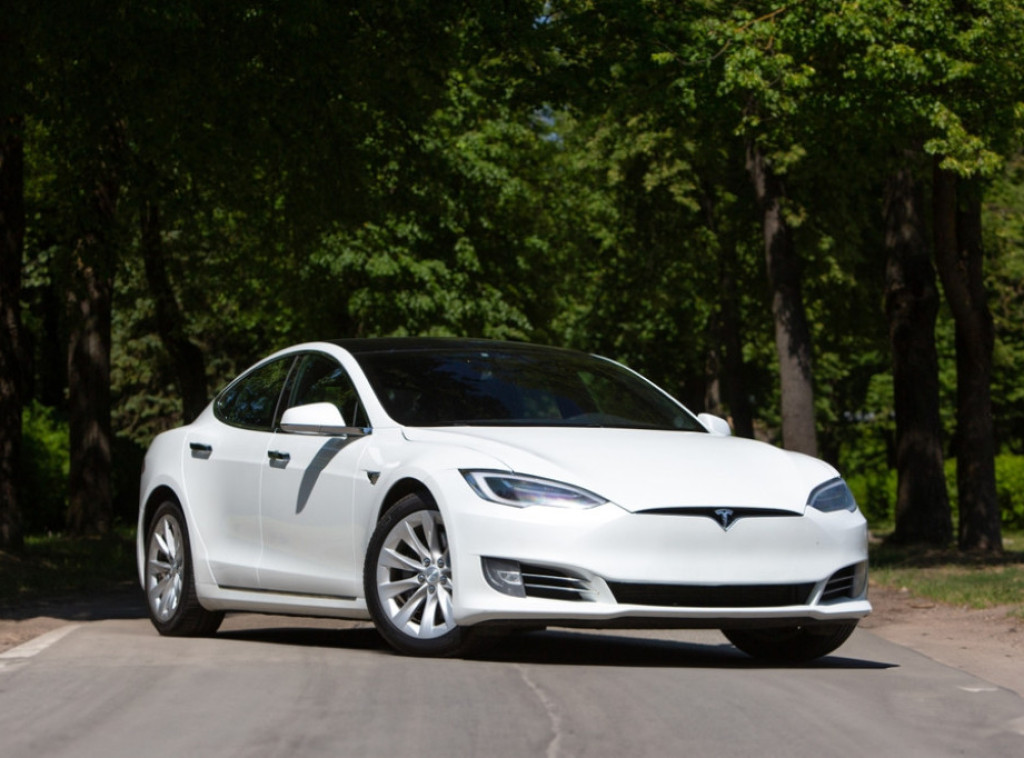 Očekuje se novi pad prodaje Tesle zbog nedostatka poreskih olakšica i konkurencije