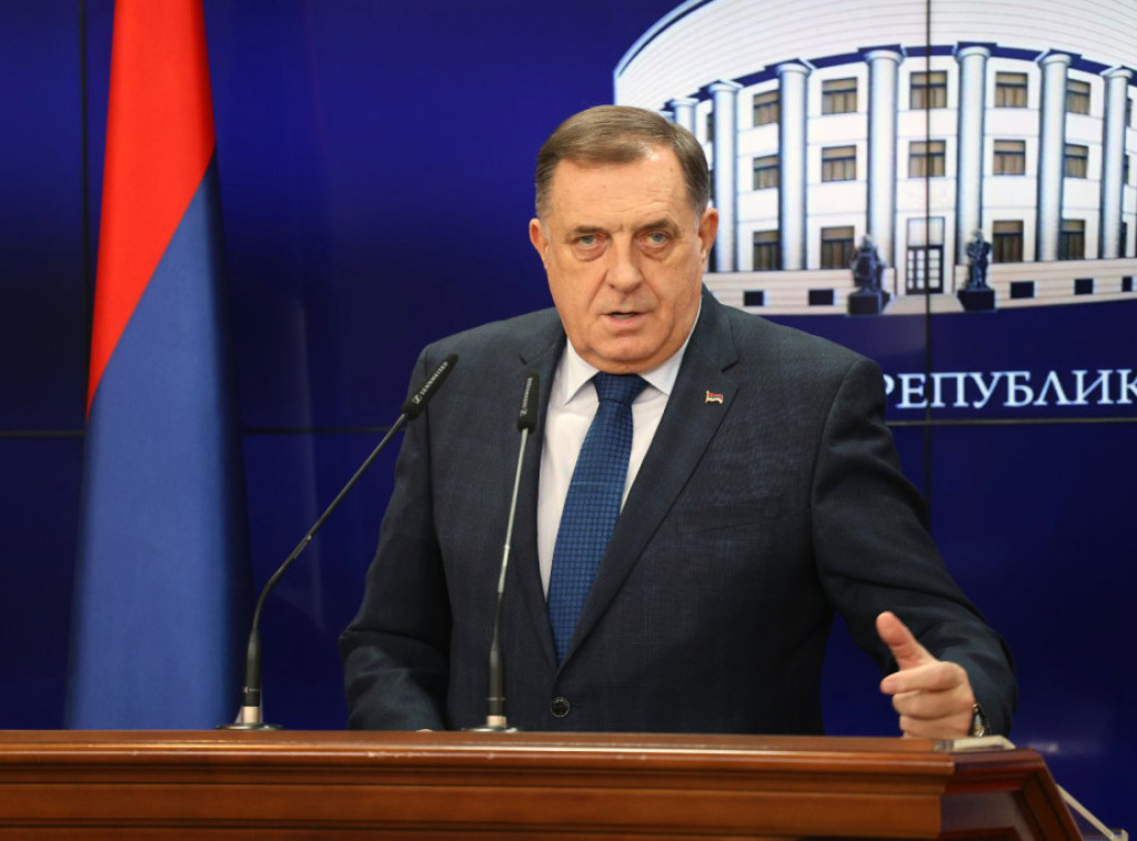 Dodik čestitao Lavrovu Dan diplomatije Rusije