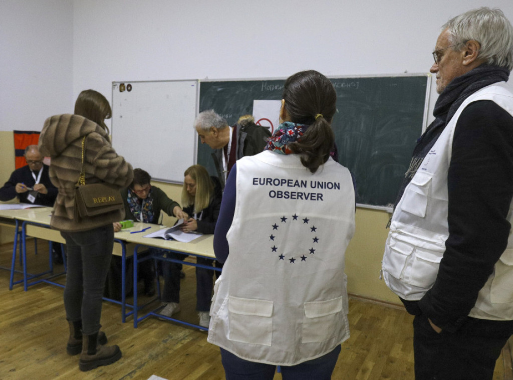 Priština: Zbog nepravilnosti počelo ponovno brojanje glasova sa 914 biračkih mesta