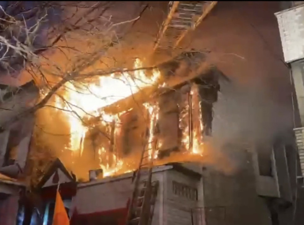 Njujork:Dvoje ljudi izgubilo život u požaru u budističkom hramu