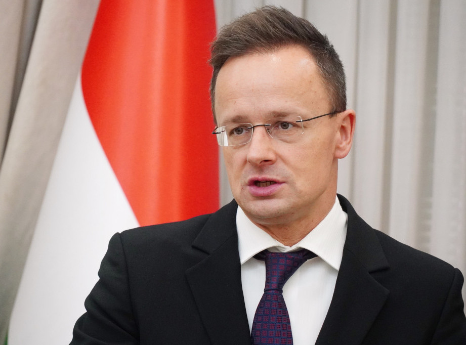 Sijarto: Mađarska posvećena zajedničkoj izgradnji naftovoda sa Srbijom