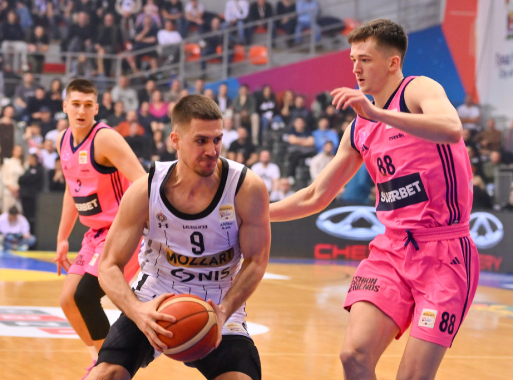 Košarkaši Partizana u finalu Kupa Radivoja Koraća, za trofej će igrati protiv Crvene zvezde