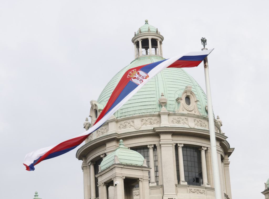 Orban i Matarela čestitali Vučiću Dan državnosti Republike Srbije