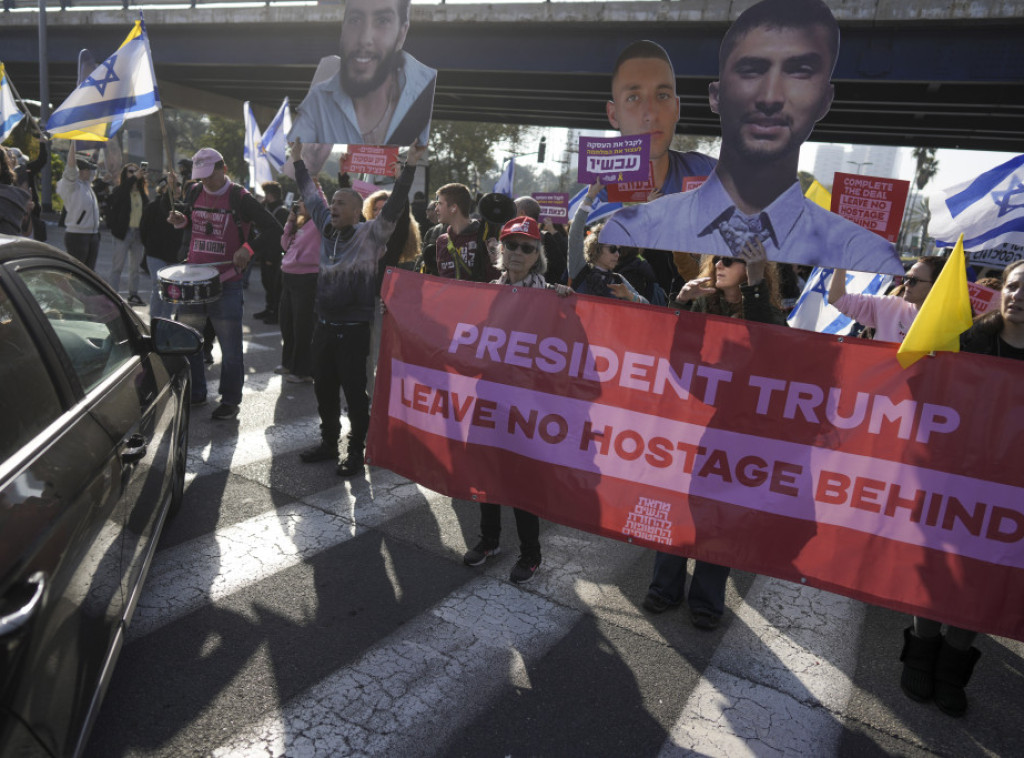 Porodice talaca na protestu u Izraelu povodom 500 dana od njihovog zarobljavanja