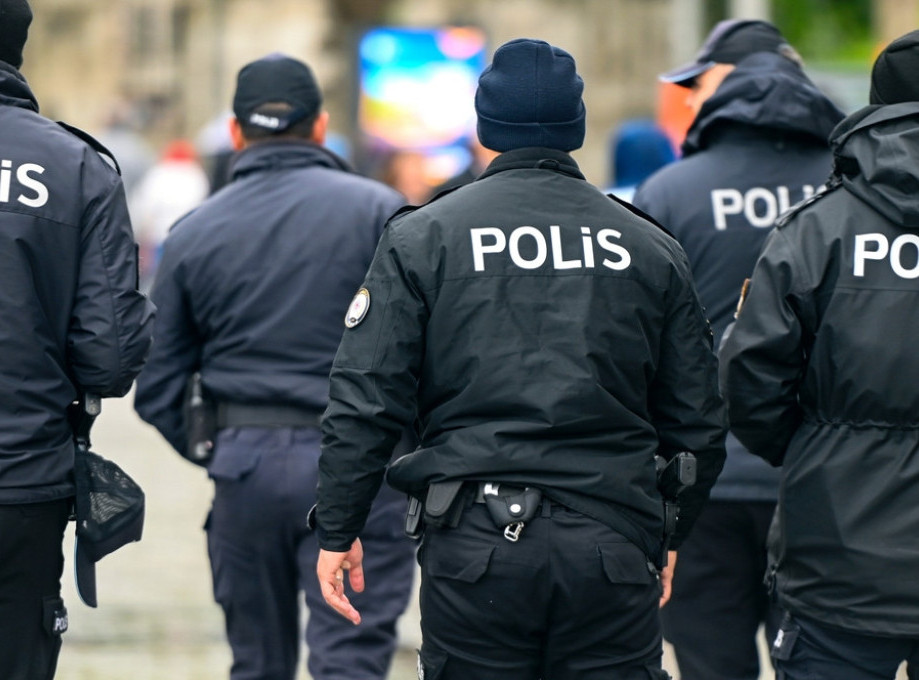 Uhapšeno skoro 50 osumnjičenih u policijskoj akciji u Istanbulu