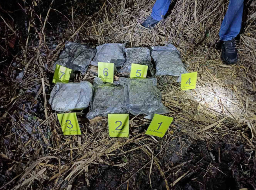 Zrenjanin: Muškarac uhapšen sa paketima marihuane od jednog kilograma