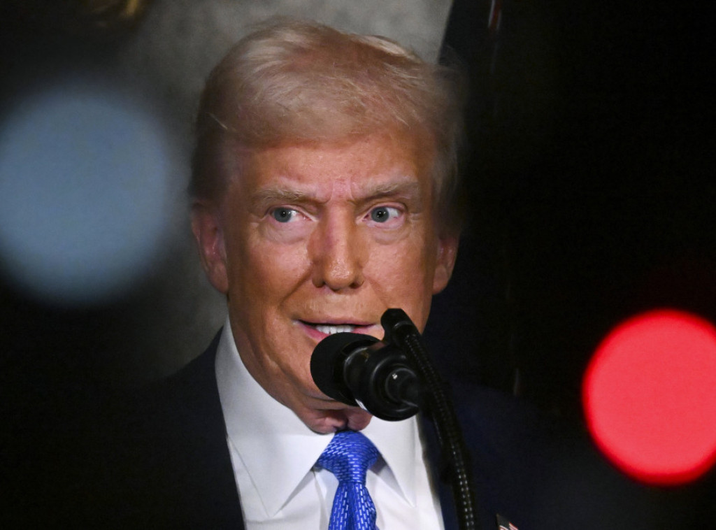 Tramp upozorio Zelenskog da bi mu bilo bolje da "brzo deluje"