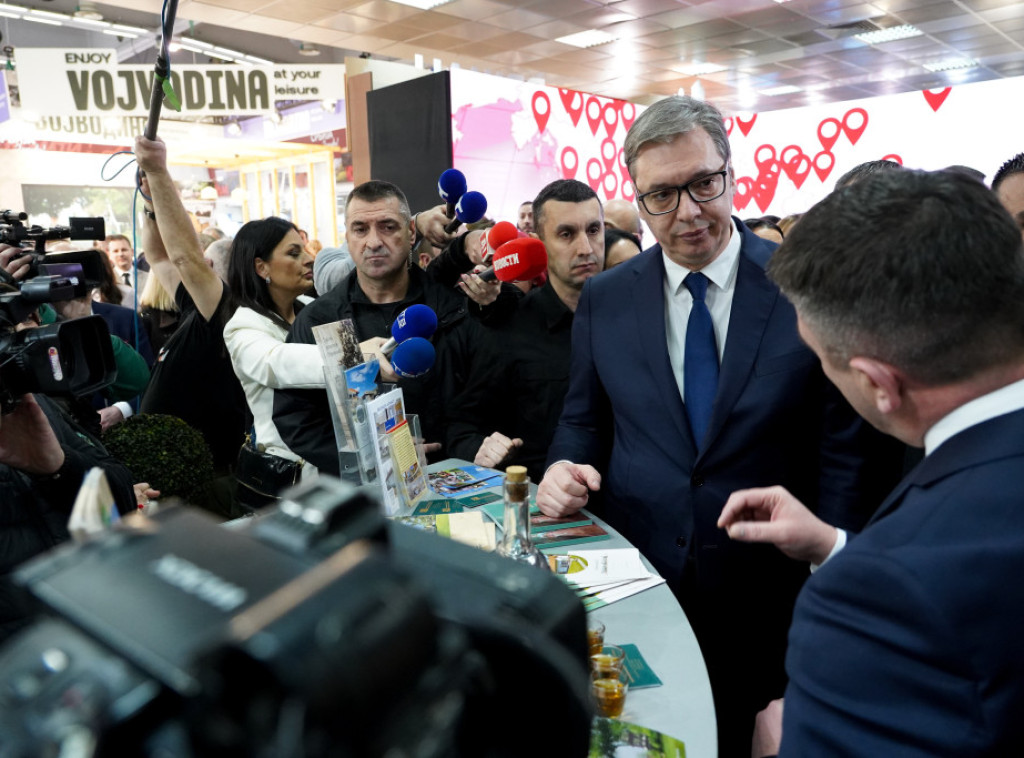 Vucic: I hope for reason in Sarajevo, persecution of Dodik absurd