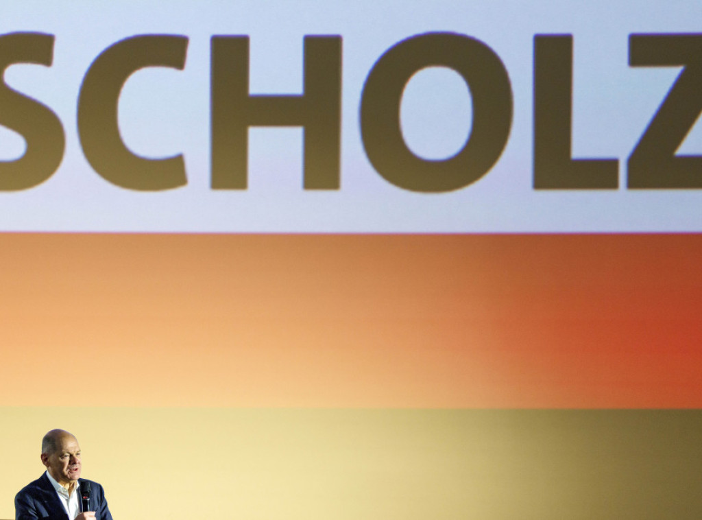 Šolc razgovarao sa Zelenskim o trenutnoj vojnoj i humanitarnoj situaciji u Ukrajini