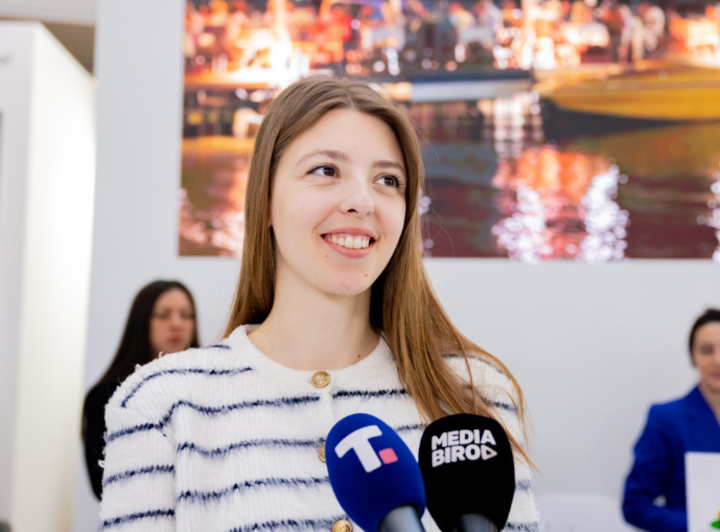 Vujačić: U toku 2024. godine Crnu Goru posetilo oko 449.000 turista iz Srbije