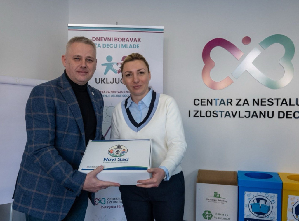 Macura posetila Centar za nestalu decu, sastala se sa Jurićem i njegovim timom