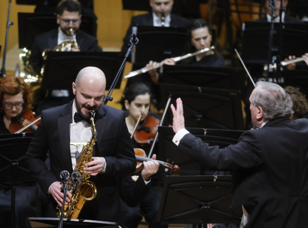 Beogradska filharmonija priredila premijeru: "Koncert za saksofon Petra Stojanovića" izveden na Kolarcu