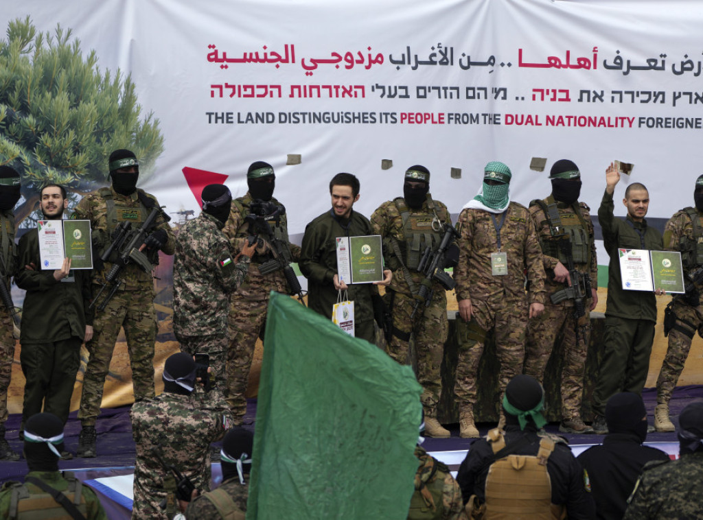 Još trojica oslobođenih talaca stigla u Izrael