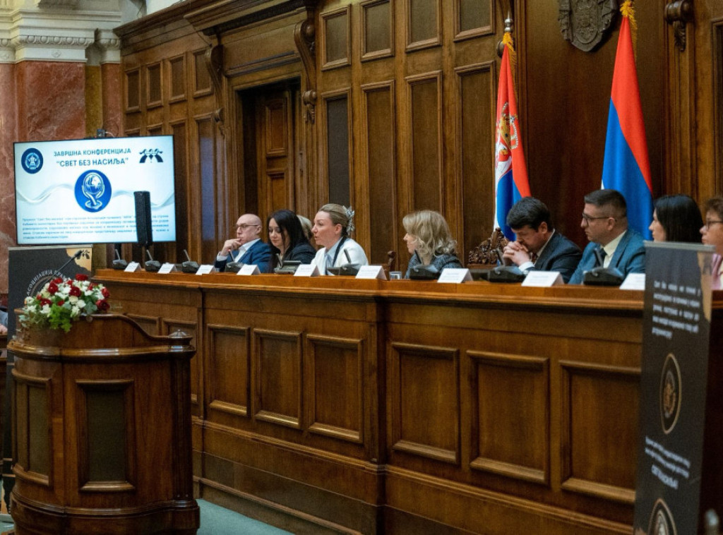 Macura u Narodnoj skupštini otvorila konferenciju "Svet bez nasilja"