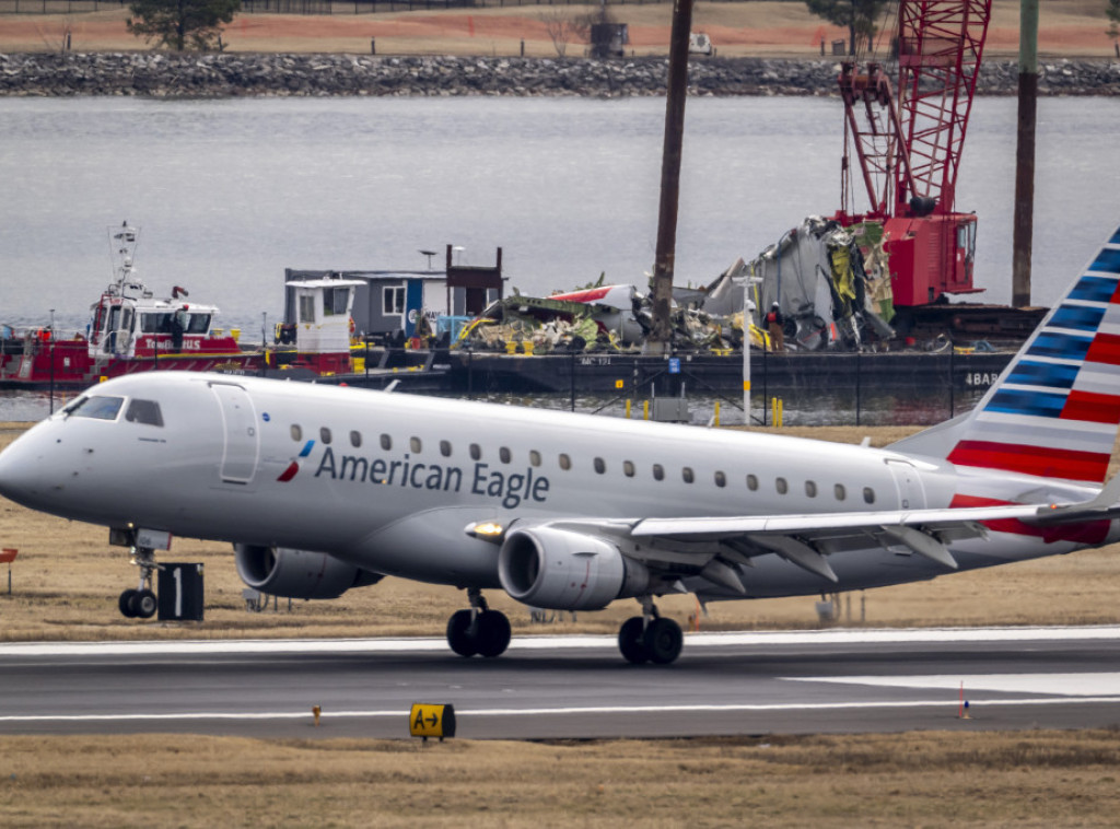 Slepi putnik pronađen mrtav u trapu aviona Ameriken erlajnsa na aerodromu u Šarlotu