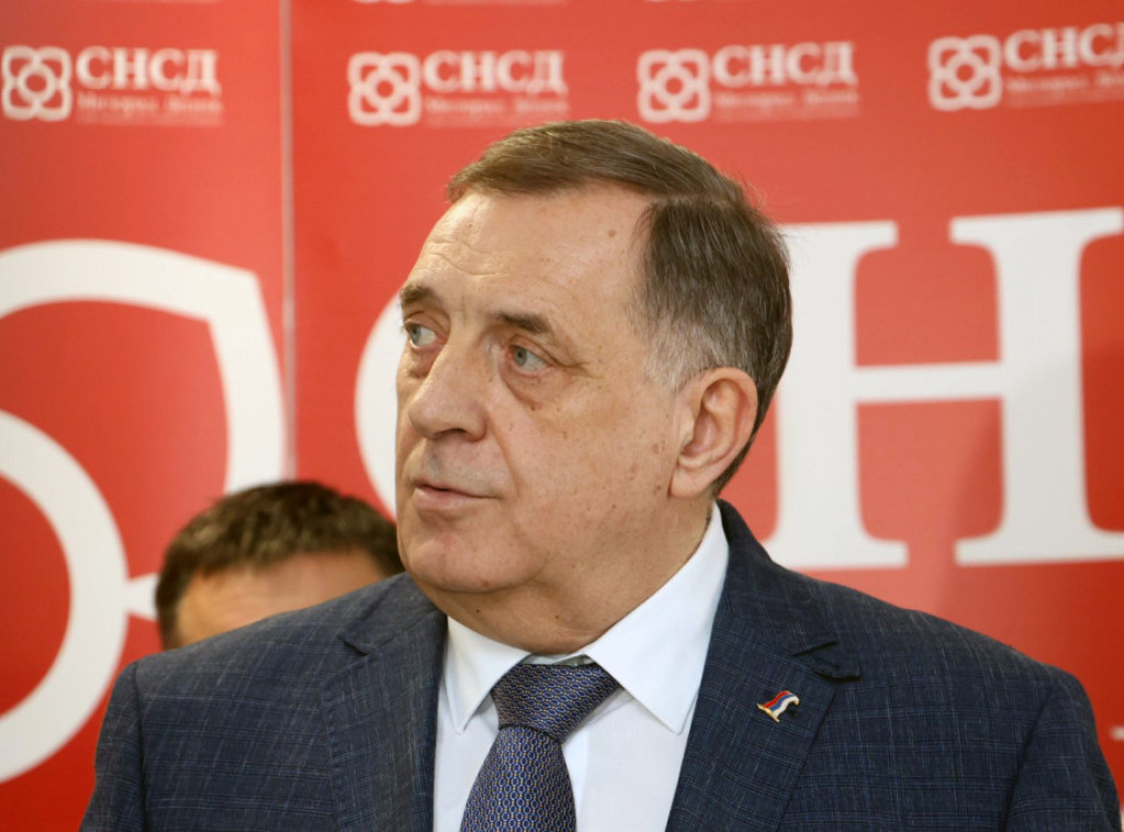 Dodik poručio Šmitu: Ovo nije kolonija, a srpski narod nije ničiji podanik