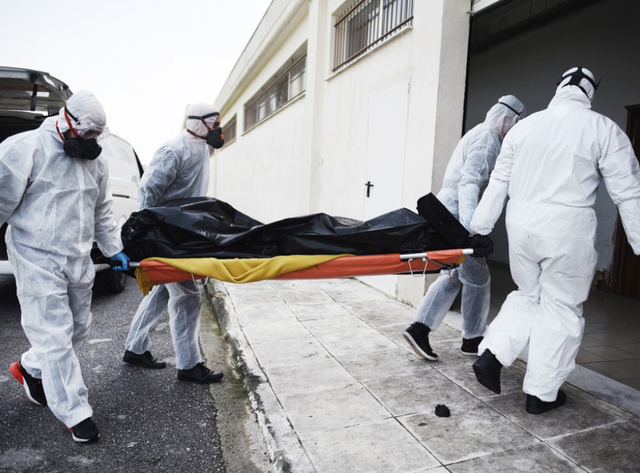 U sudaru tri vozila na severu Filipina poginulo osmoro ljudi