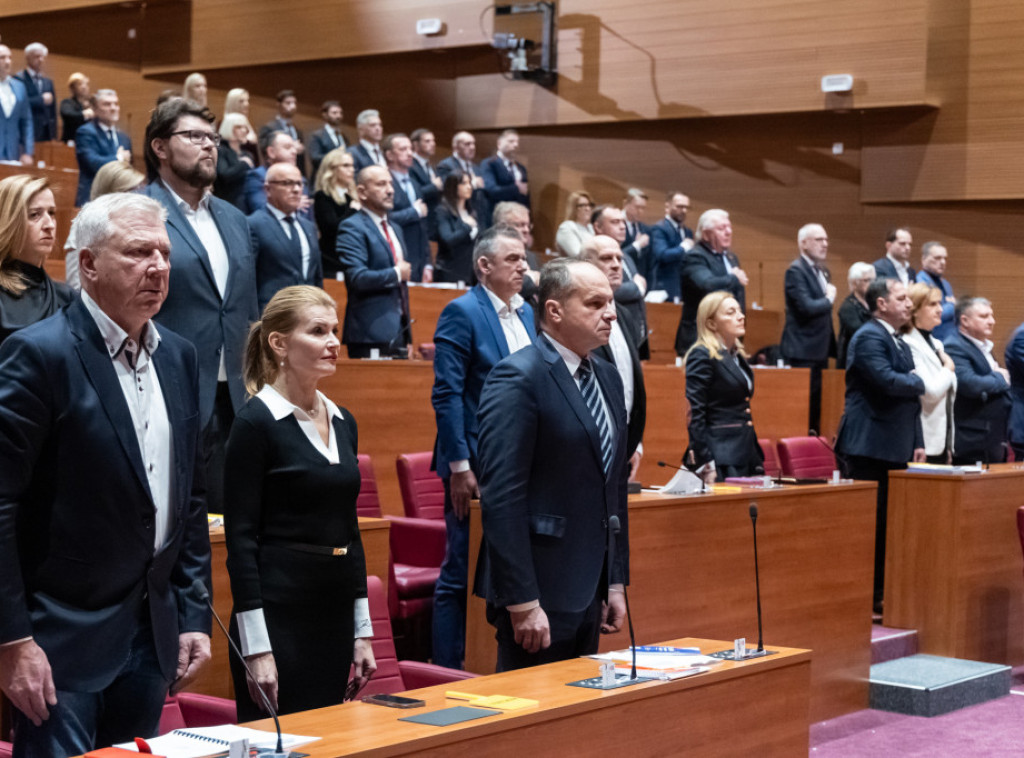 Hrvatska: Sabor ukinuo imunitet i dozvolio privođenje poslanika Dabre