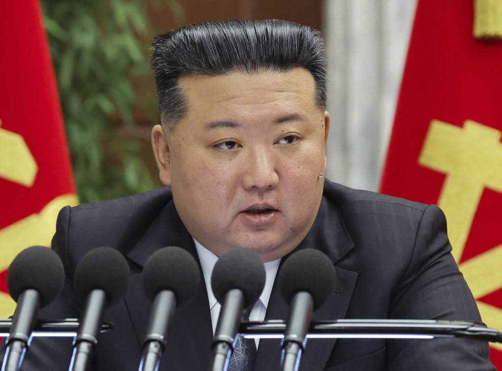 Kim Džong Un pozvao na izgradnju moderne vojske spremne za rat
