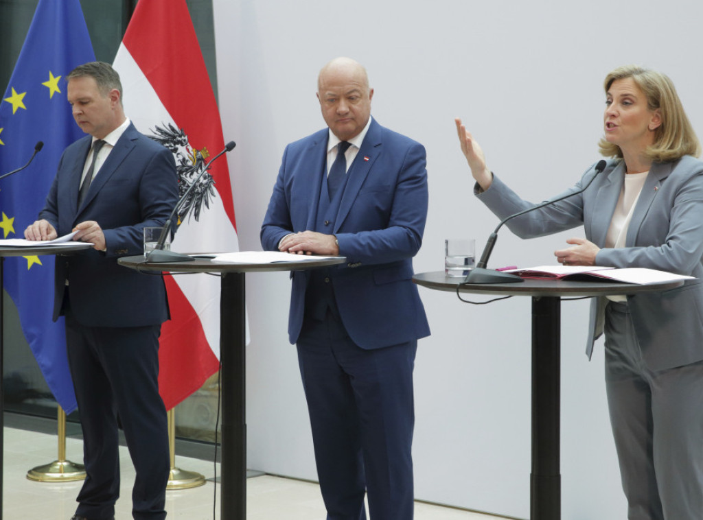 Austrija: Centrističke stranke postigle dogovor o formiranju vlade bez krajnje desnice